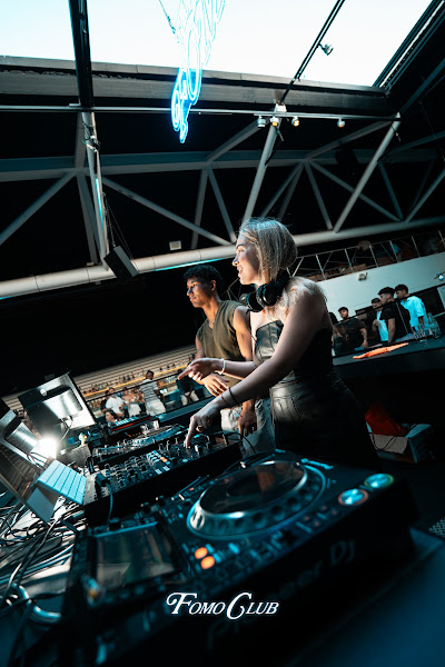 FOMO Club (11).jpg