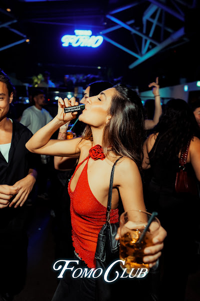 Fomo Club (12).jpg