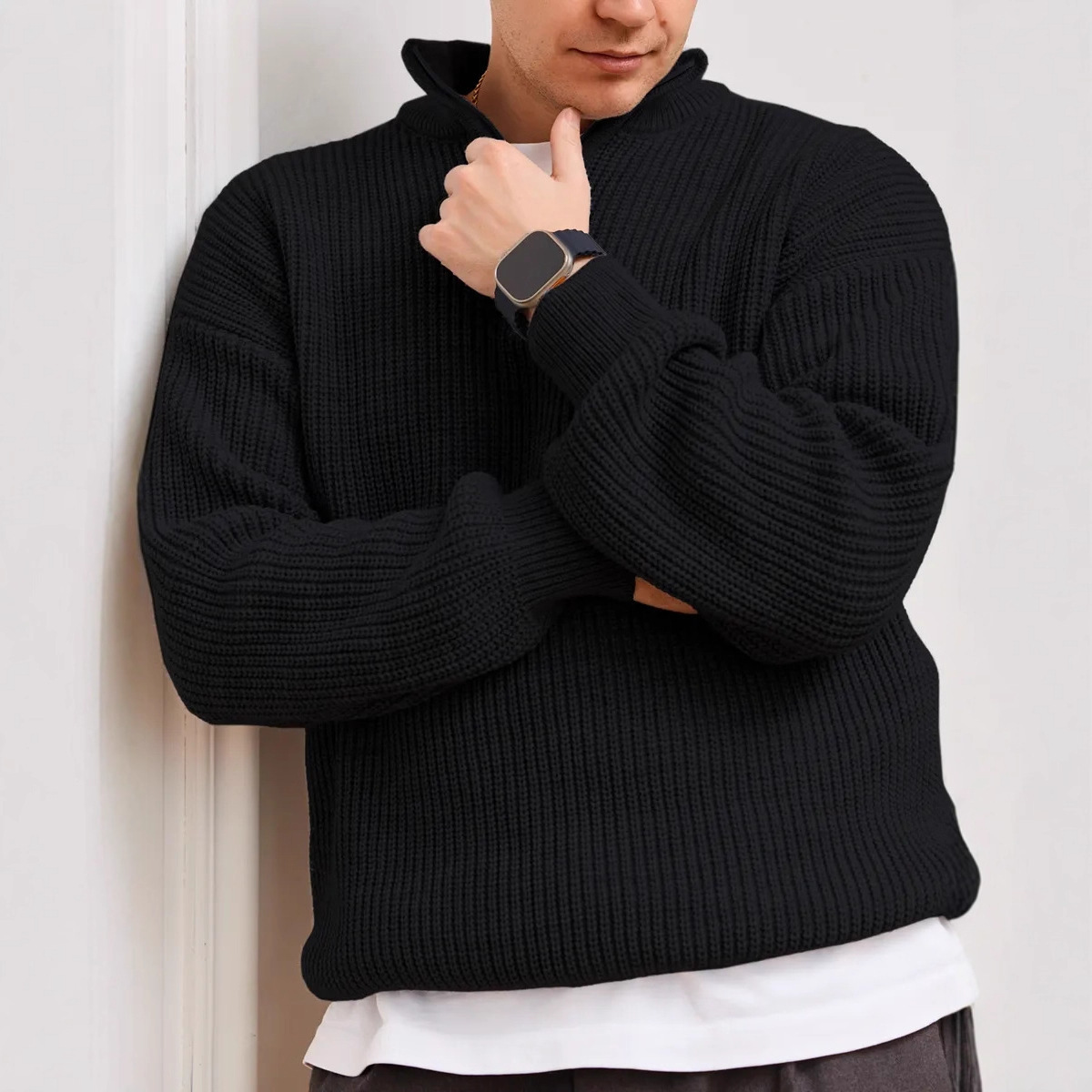 Herren-Strickpullover mit Stehkragen und halbem Reißverschluss