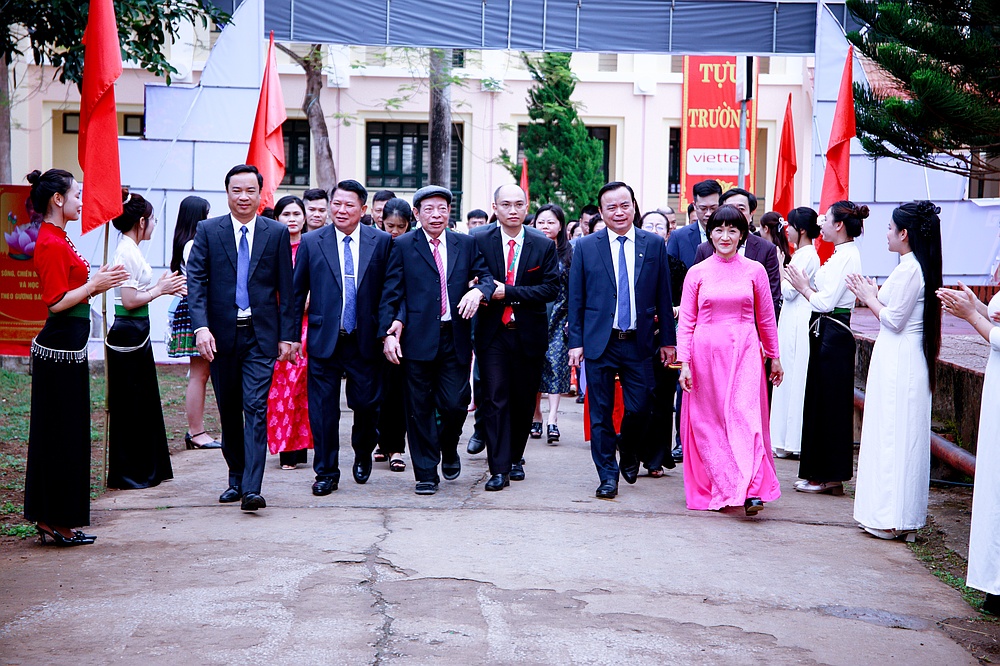 Hân hoan trong ngày hội Kỷ niệm 65 năm Ngày thành lập Trường Đại học Tây Bắc (1960 - 2025) và 43 năm Ngày Nhà giáo Việt Nam (1982 - 2025)