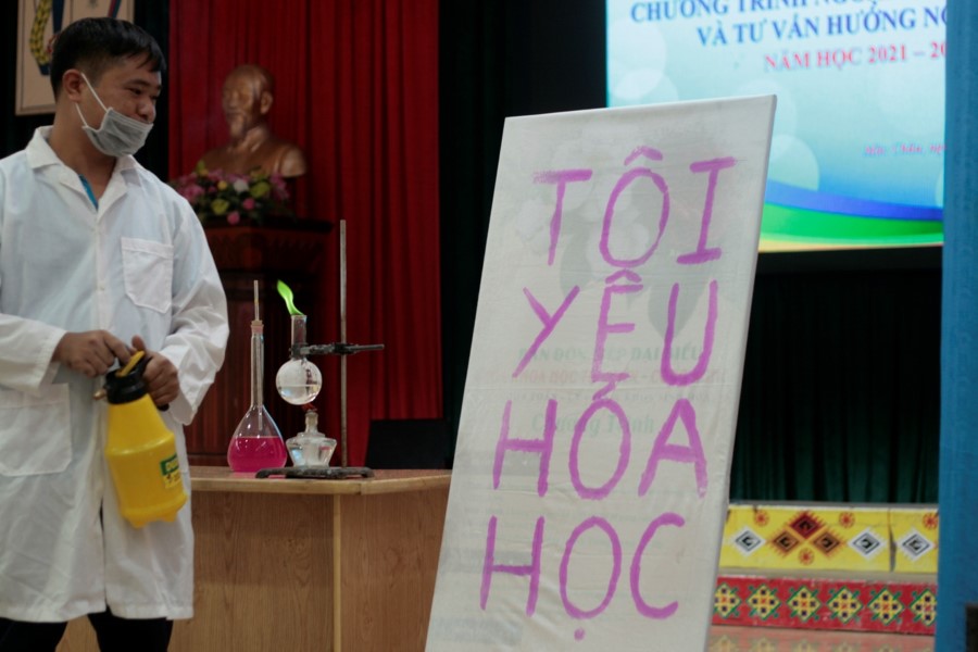 Bộ môn Hóa học, Khoa Khoa học Tự nhiên - Công nghệ tổ chức hoạt động kết nối và phục vụ cộng đồng năm học 2021 - 2022