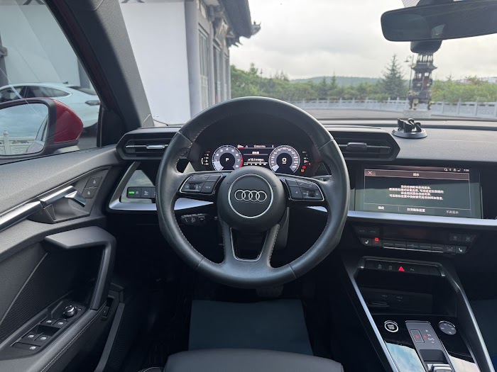AUDI A3L