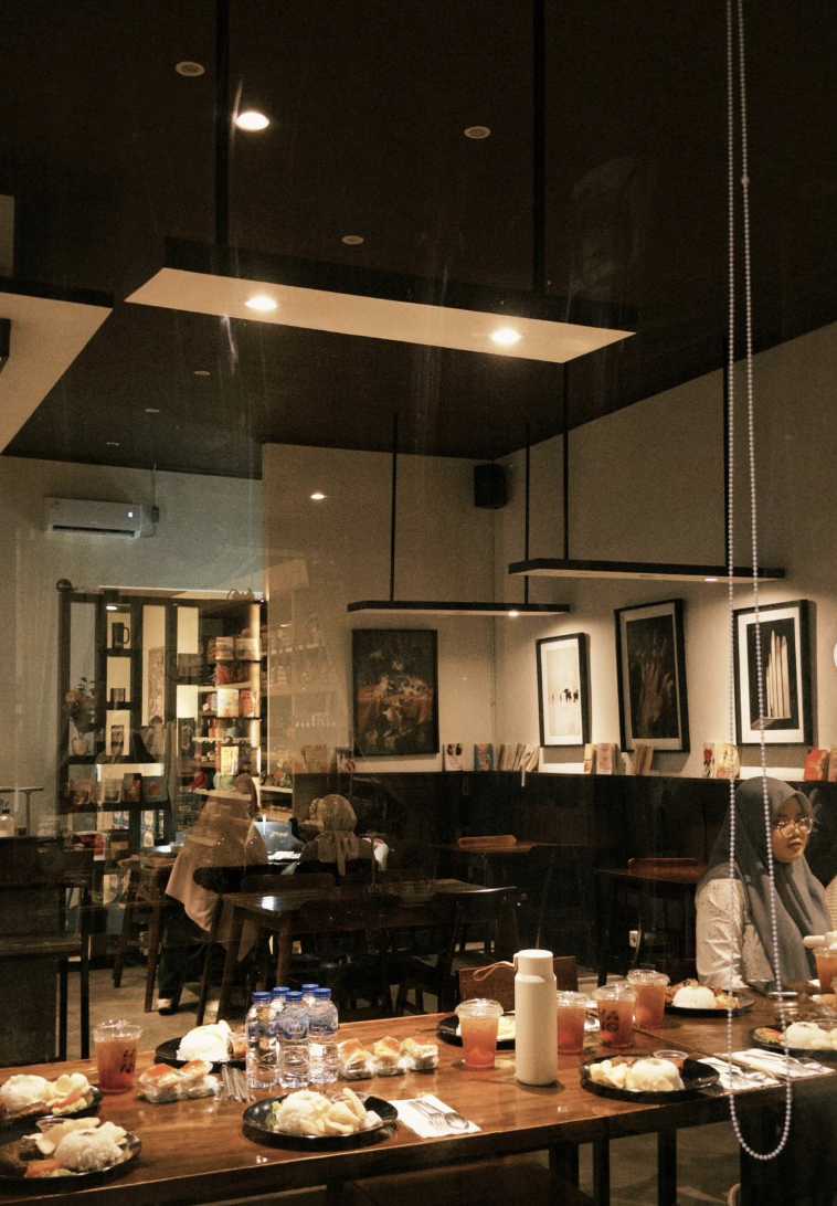 Hanghouse Coffee and Eatery 4