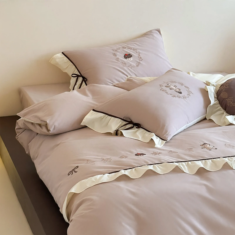 Cotton bedding with embroidery, princess style