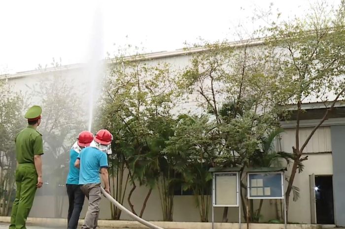 Chủ động PCCC để đảm bảo an toàn về người và tài sản - Đài Phát thanh và truyền hình Hà Nội