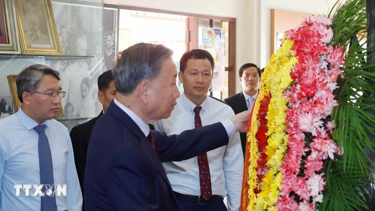 Tổng Bí thư, Chủ tịch nước Tô Lâm thăm di tích Bác Hồ tại Thái Lan - Báo VietnamPlus