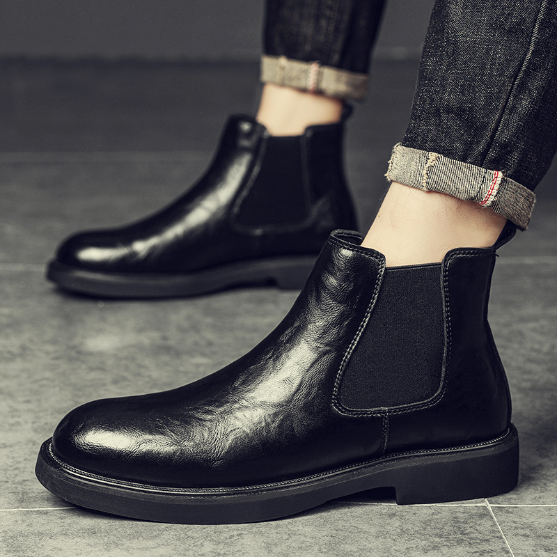 Men's Chelsea Boots made of soft leather, slip-resistant