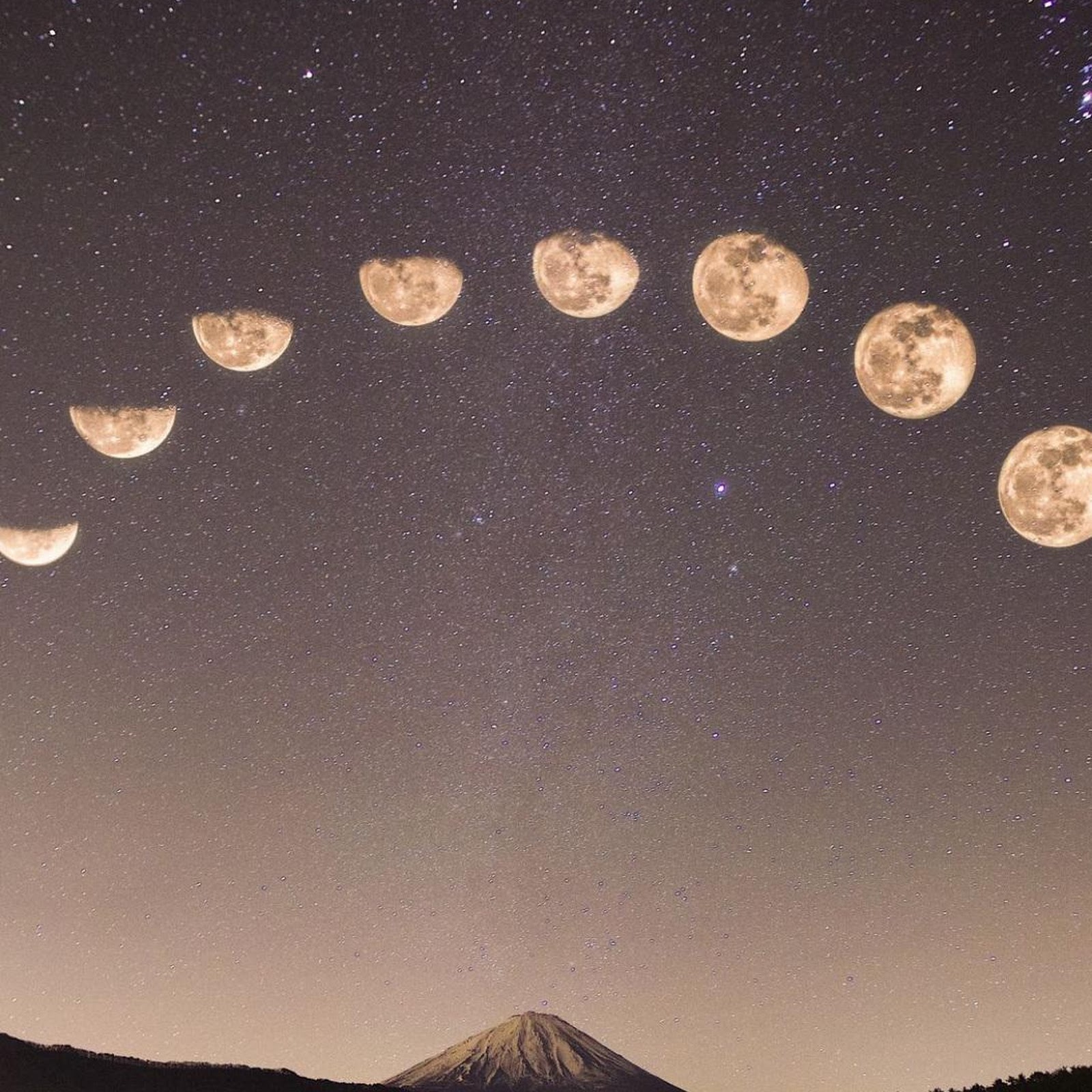 Download Moon Phases Over Mount Fuji Full HD iPhone