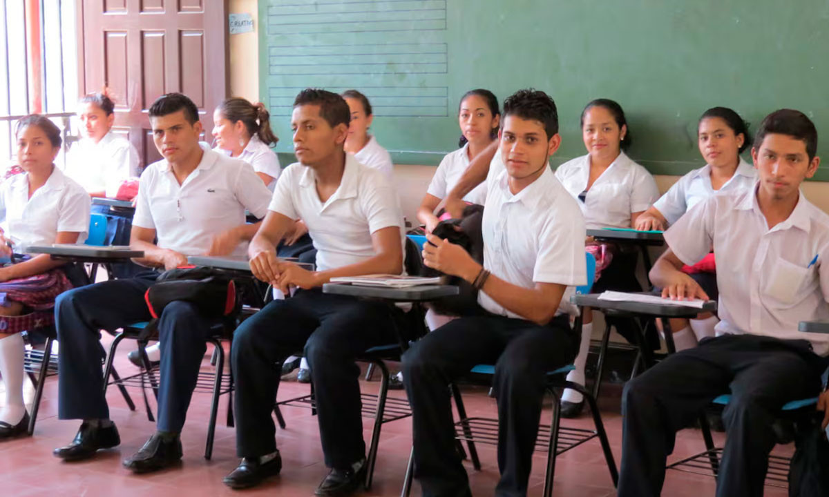 Rezago educativo pone en jaque el crecimiento de América Latina y el Caribe