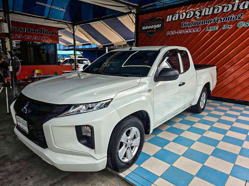 MITSUBISHI TRITON 18-23