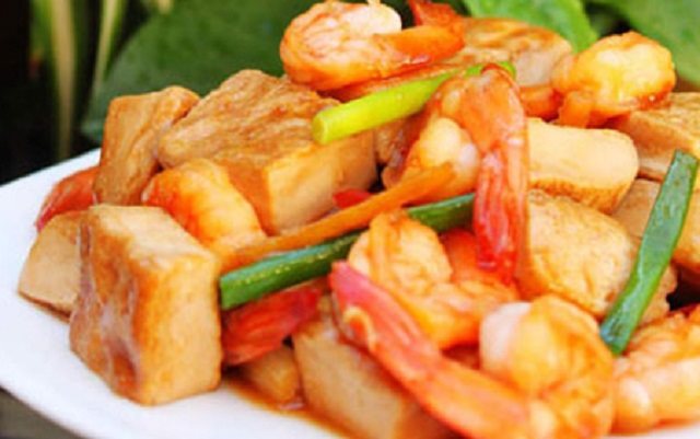 Đậu Hũ Và Tôm Thẻ Rim Xì Dầu