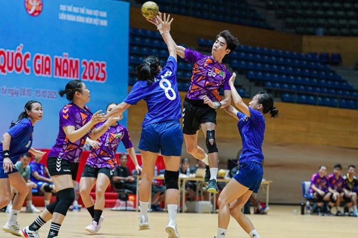 Bóng ném Việt Nam quyết tâm vượt khó - Đài Phát thanh và truyền hình Hà Nội