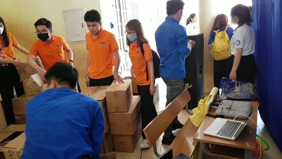 Hội Sinh viên Trường Đại học Tây Bắc tổ chức chương trình tình nguyện tại xã Liệp Tè, huyện Thuận Châu, tỉnh Sơn La