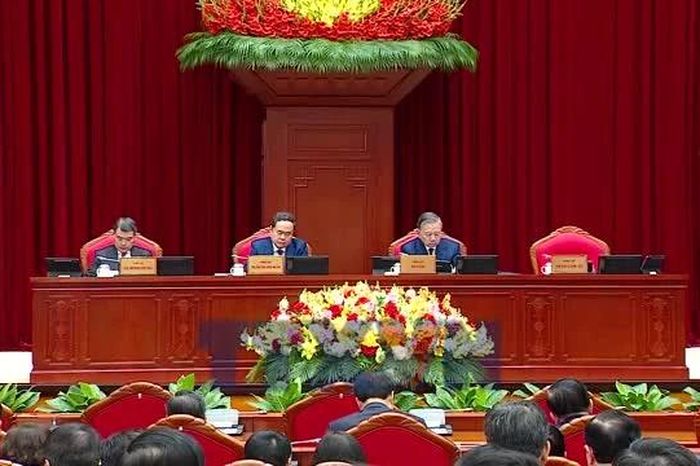 Bế mạc Hội nghị lần thứ 2 Ban Chấp hành Trung ương Đảng khóa XIV - Báo VietnamPlus