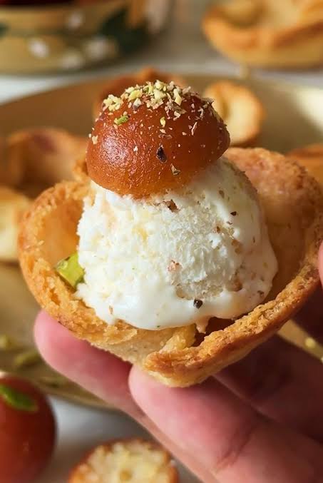 Gulab Jamun with Ice Cream