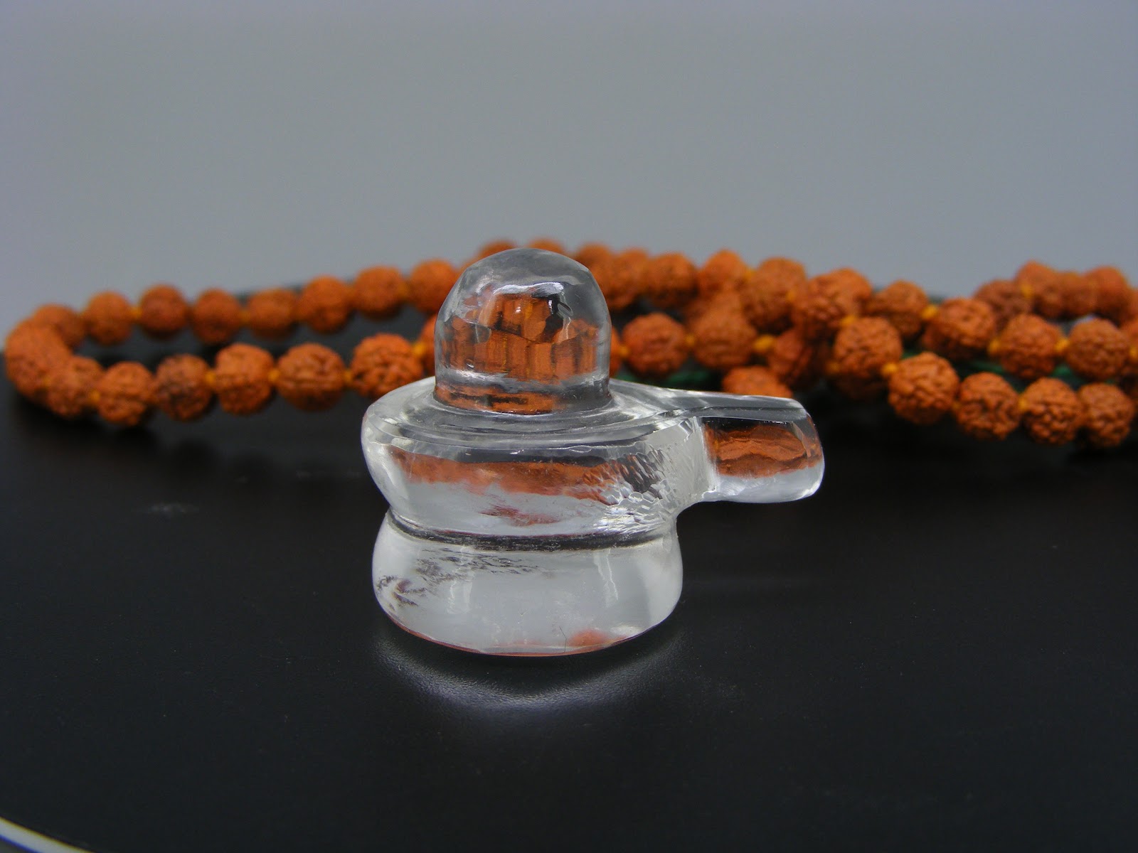 Sphatik Shivling 17.99 gm