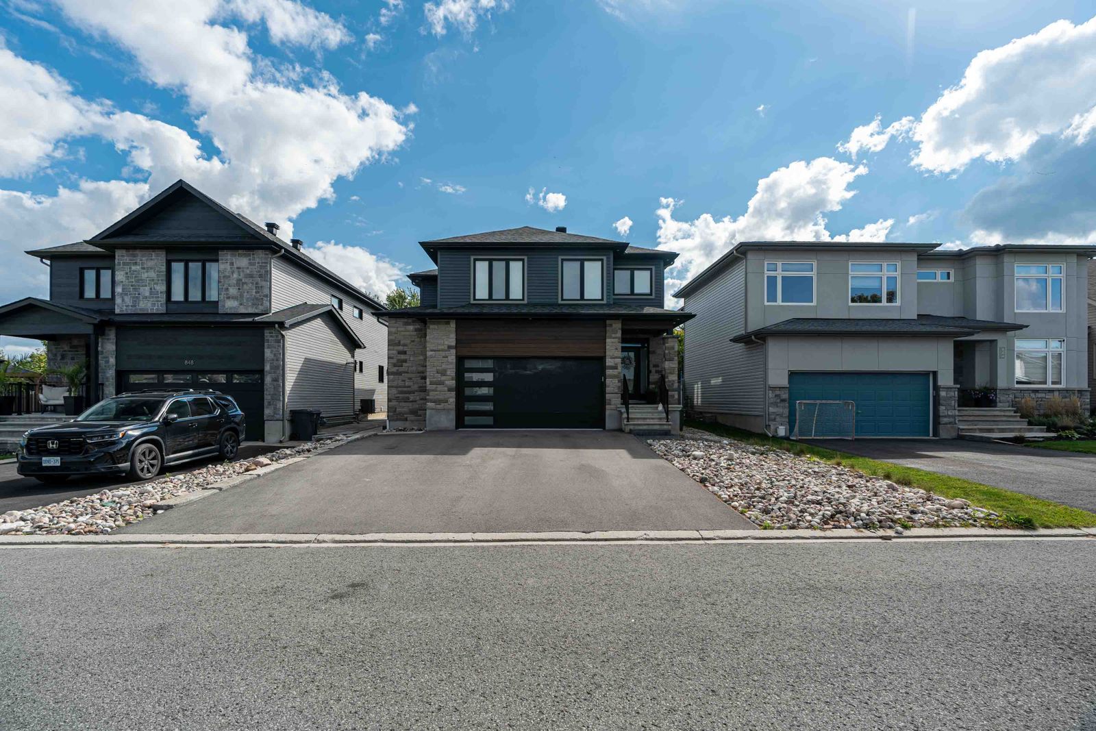 Homes along a Stittsville, Ottawa street