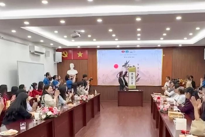 Ấm áp, thân tình Ngày hội truyền thống Hán Nôm 2026 - Hàm Chương - Báo Lâm Đồng