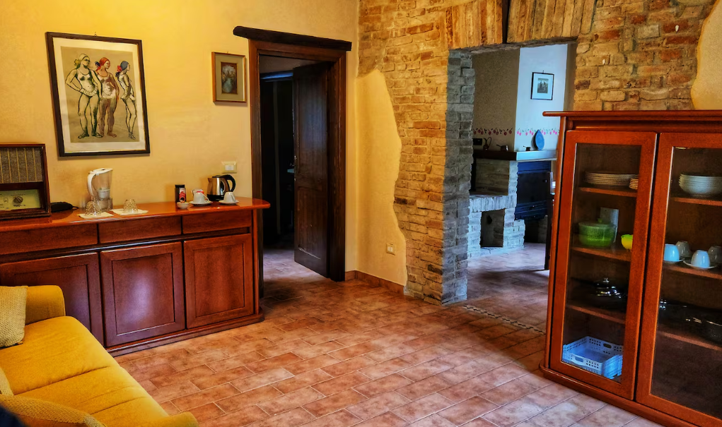Sala con caminetto