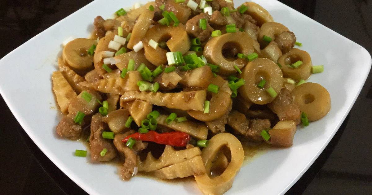 Măng kho thịt