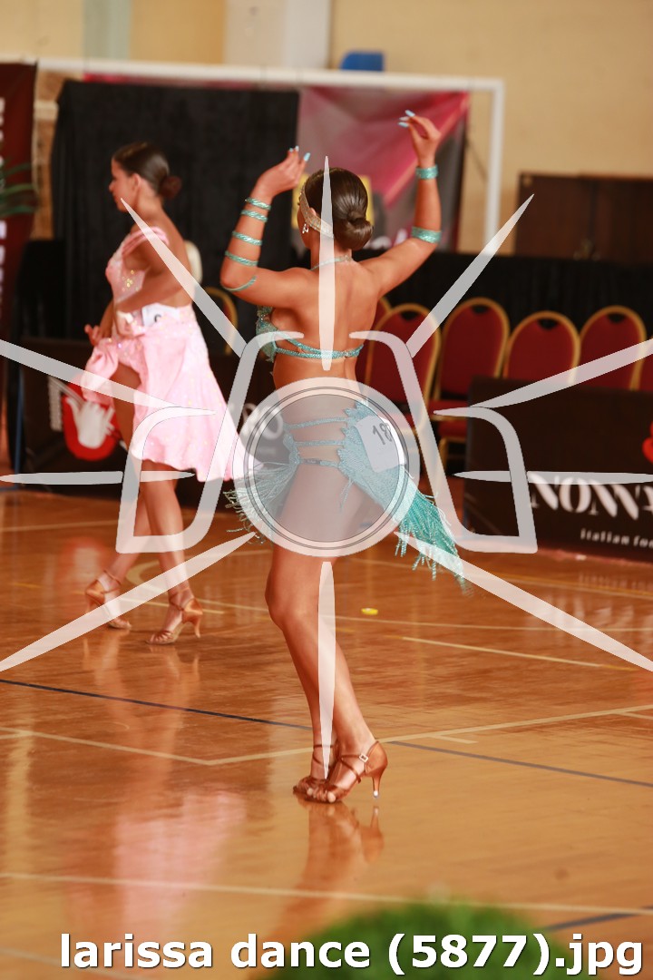 larissa dance (5877).jpg