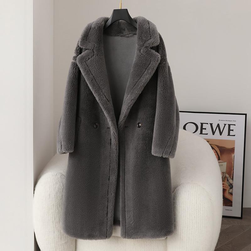 Teddy coat made of virgin wool, mid-length