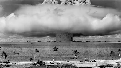 Explosion, Bikini Atoll, Atomic Bomb, Vintage, Pacific Ocean 4K Wallpaper Background