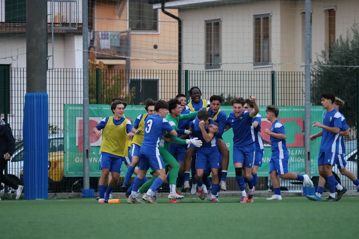 Foto Montorio - Team S. Lucia Golosine - Servizio fotografico Calcio Giovanili Regionali