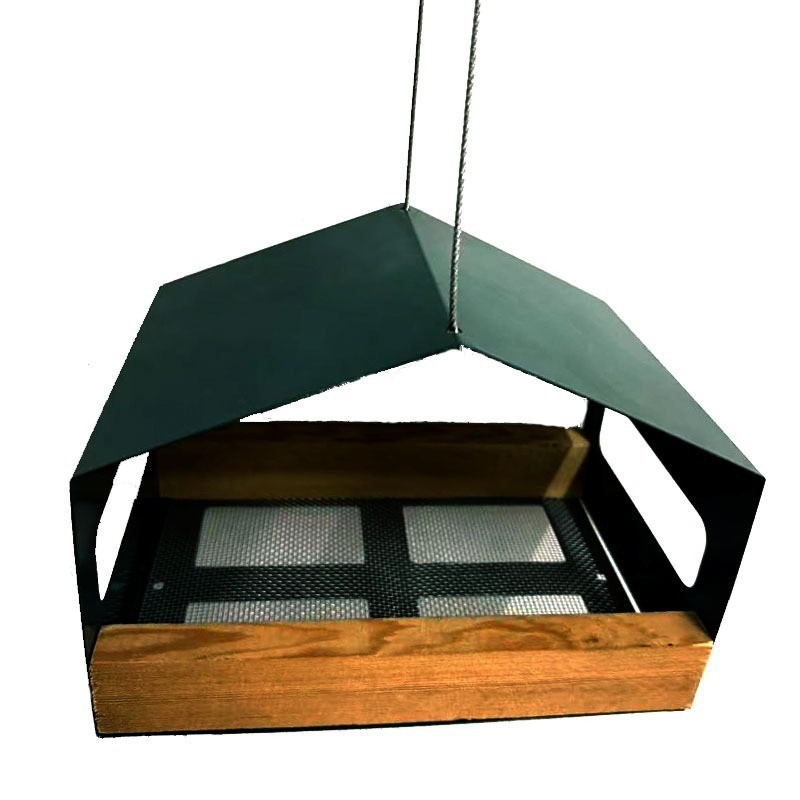 Hanging birdhouse made of wire mesh