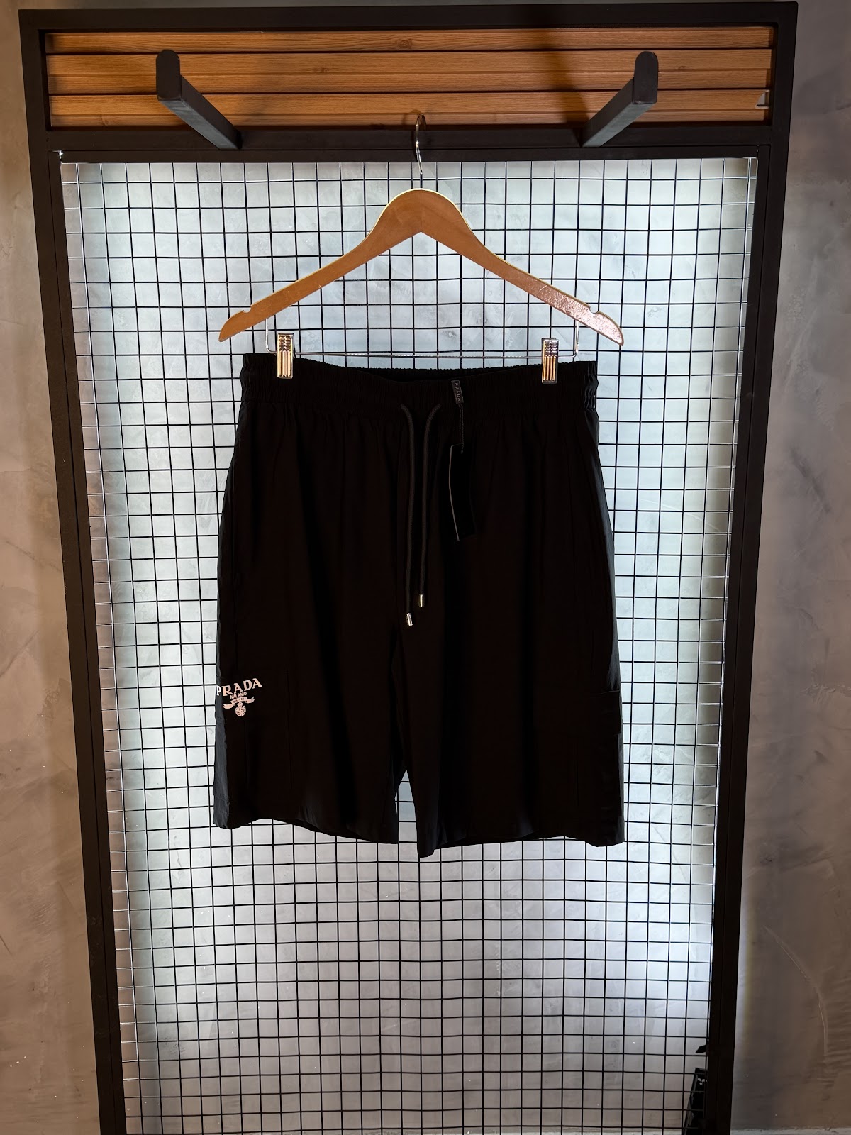 Bermuda_Prada_Preta6 - Imagem 6