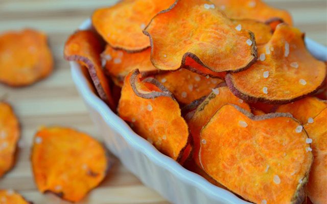 Snack Khoai Lang Bằng Lò Vi Sóng