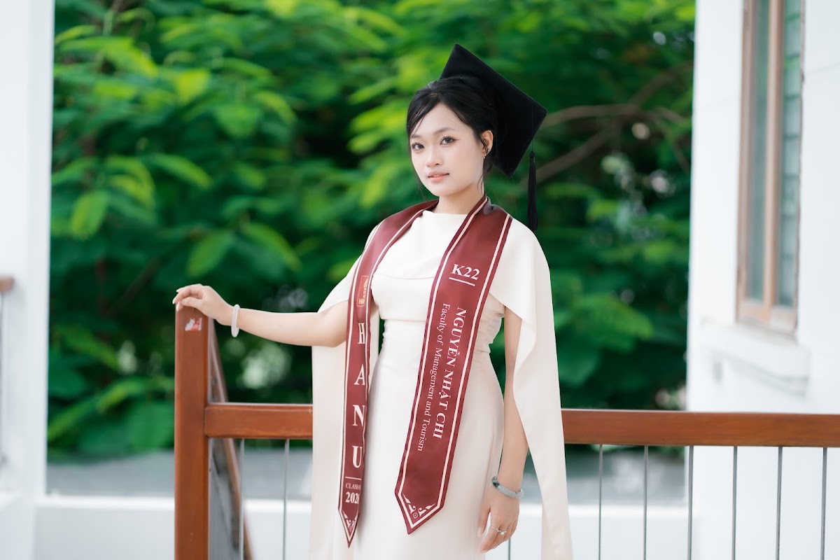 Kỷ niệm tốt nghiệp DSC09238