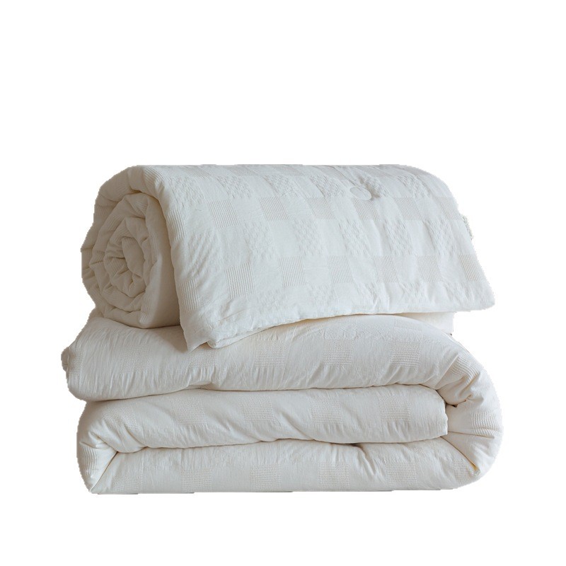 Two-part quilt with soy fiber, zipper