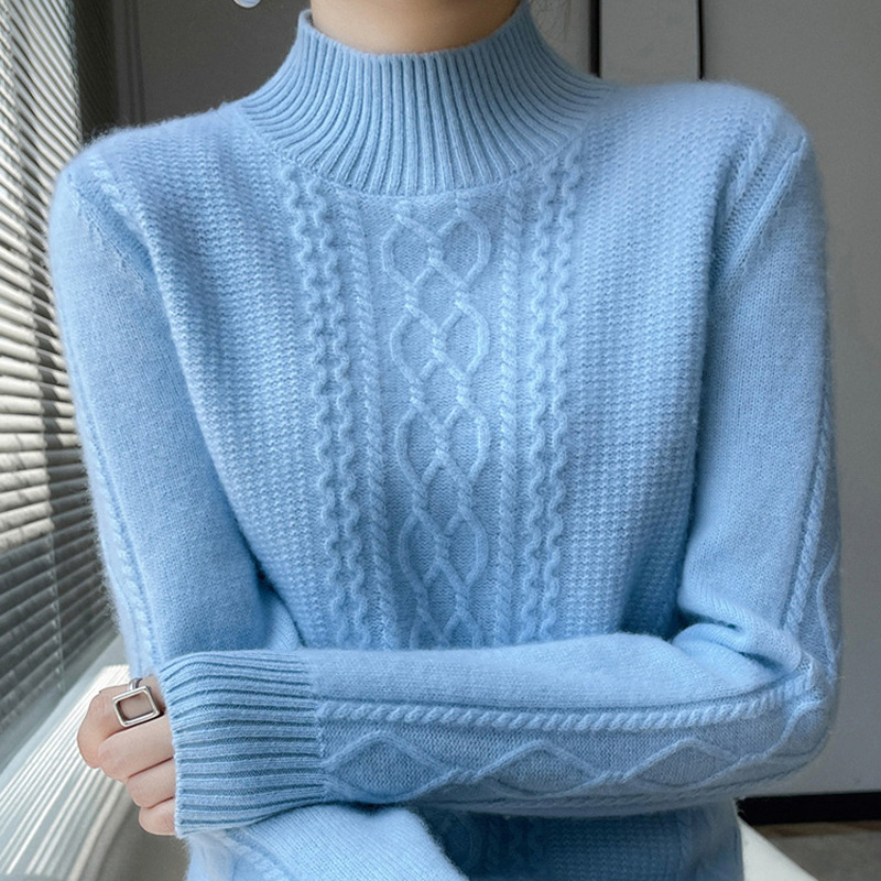 Women's knit sweater, round neckline, warming