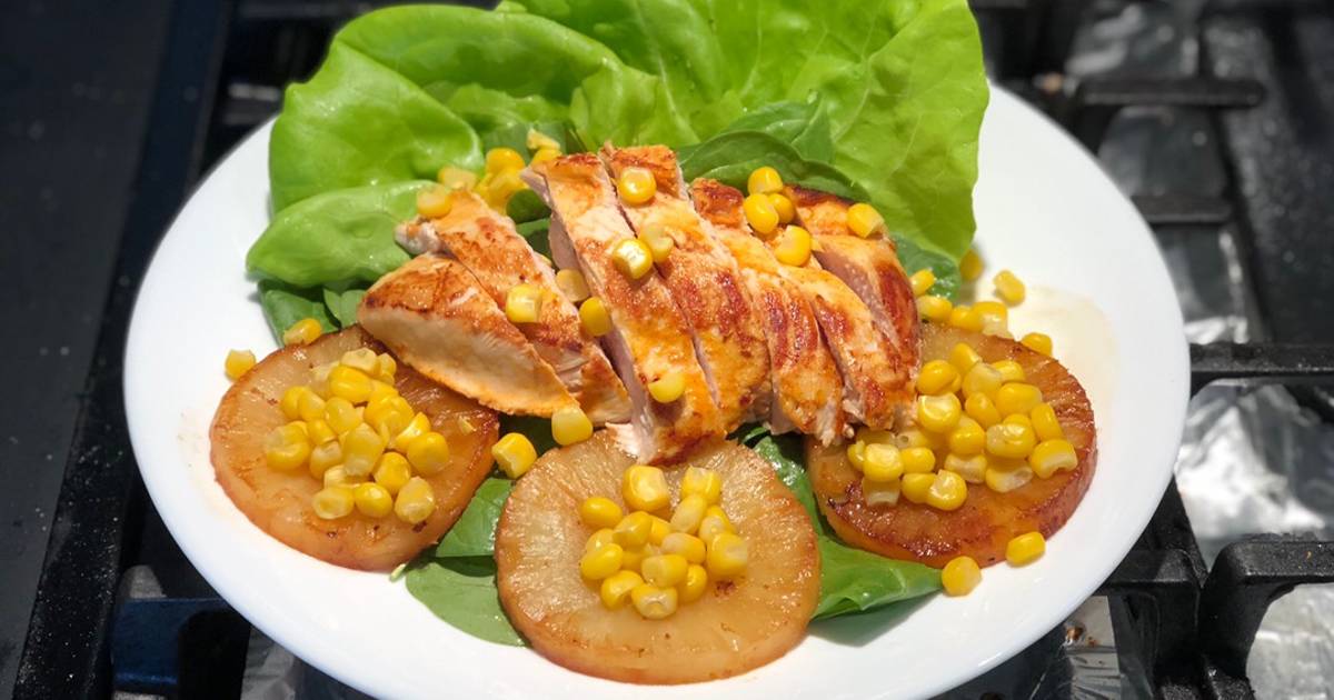 Ức gà áp chảo ướp với mù tạc vàng và ớt bột paprika-Eatclean