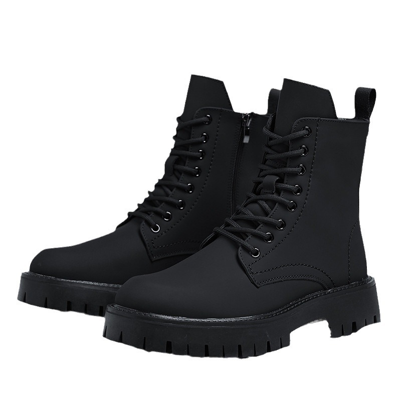 Elegant men's boots made from soft material