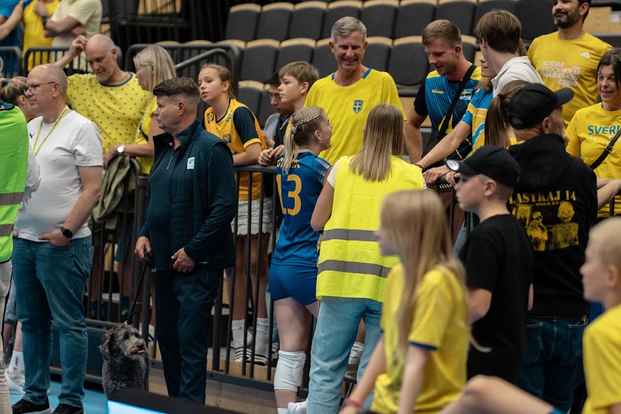 Sweden Slovenia 380