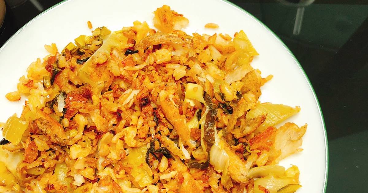 Cơm chiên cá mối