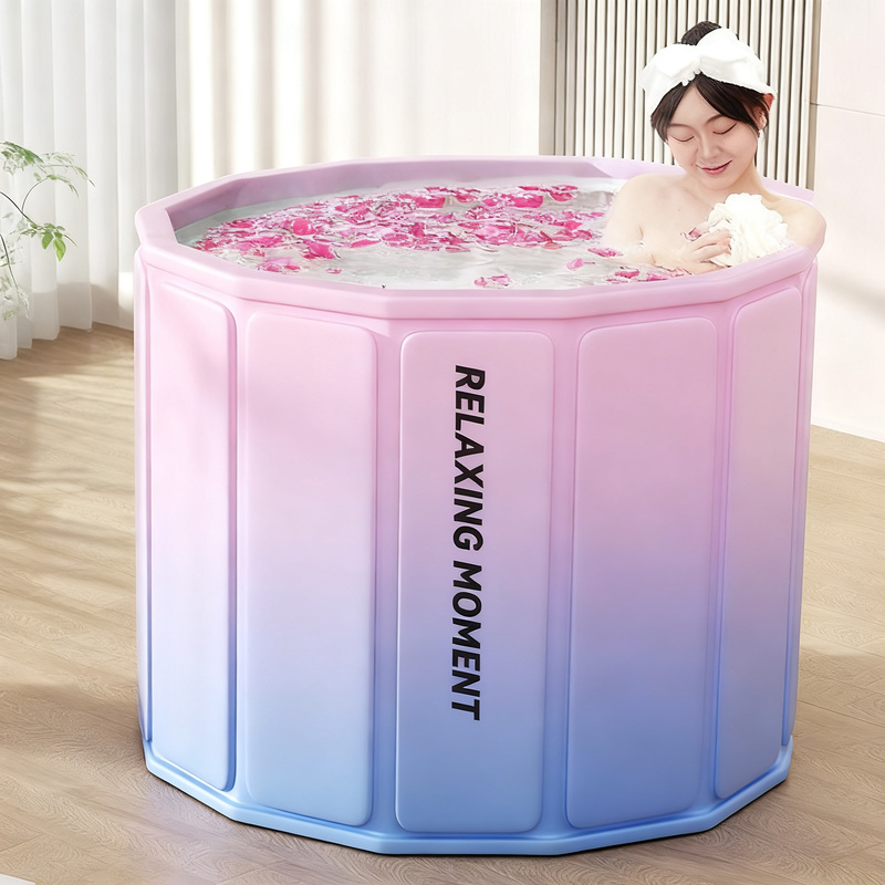 Foldable bathtub made of PVC for adults