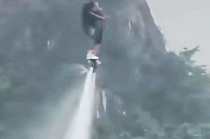 Nguyên nhân VĐV flyboard và khách chìm nghỉm khi đang 'bay' ở Hoa Lư - Tạp chí Tri thức