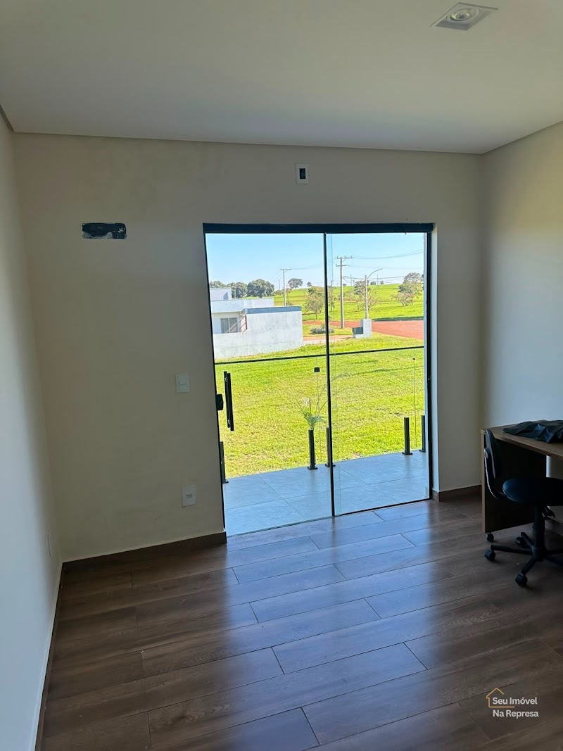 Foto 15 de Casa com 4 quartos com vista para represa no Riviera de Santa Cristina IV