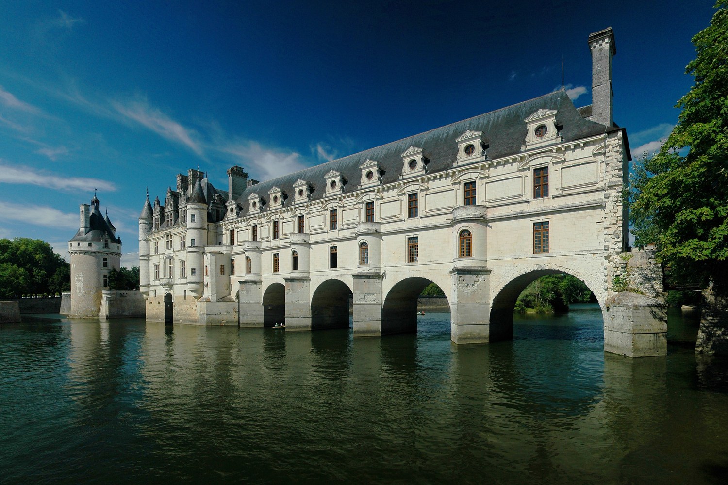Château de Chenonceau Renaissance gallery spanning the River Cher on five stone arches