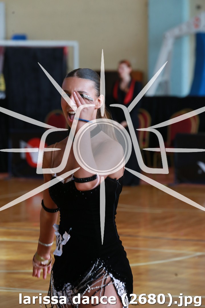 larissa dance (2680).jpg