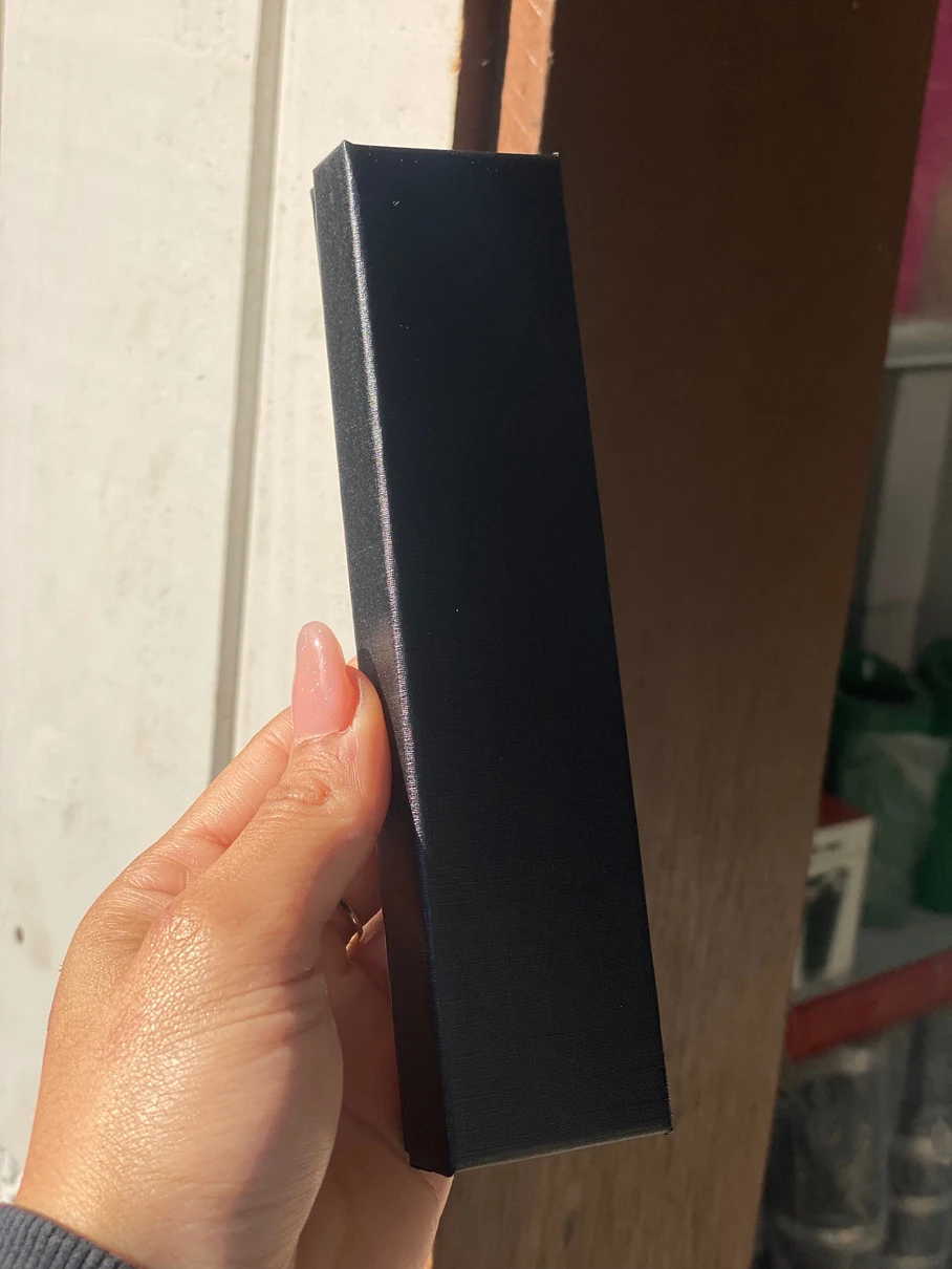 Caneta + caixa — foto 1