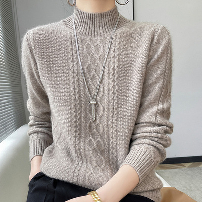 Women's knit sweater, round neckline, warming