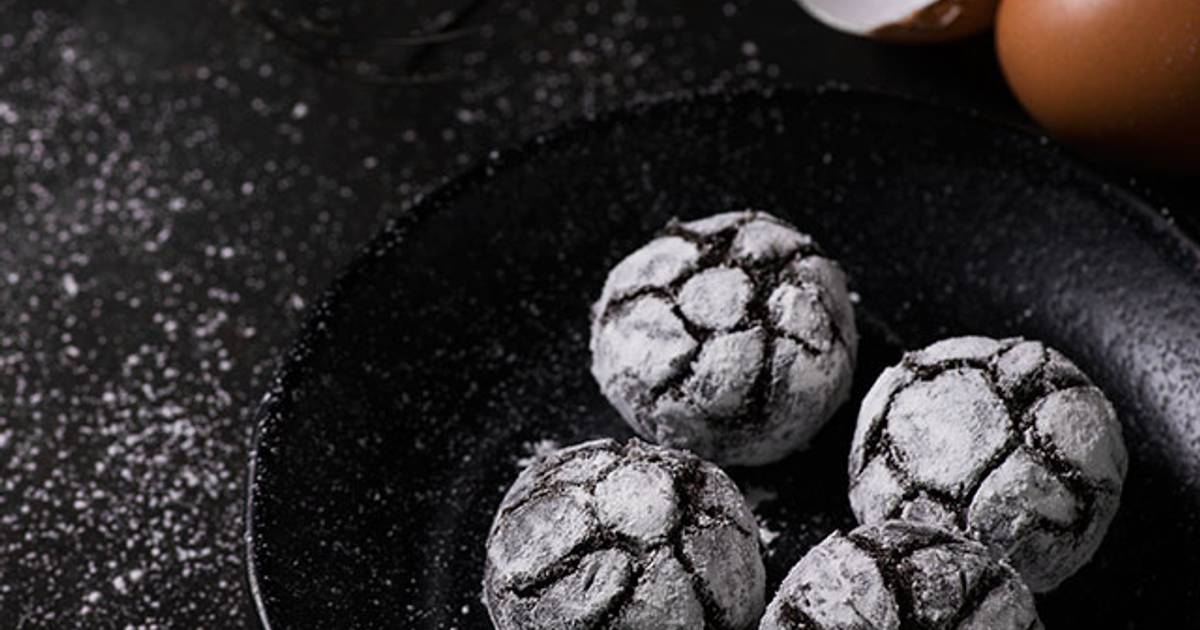 Chocolate crinkles