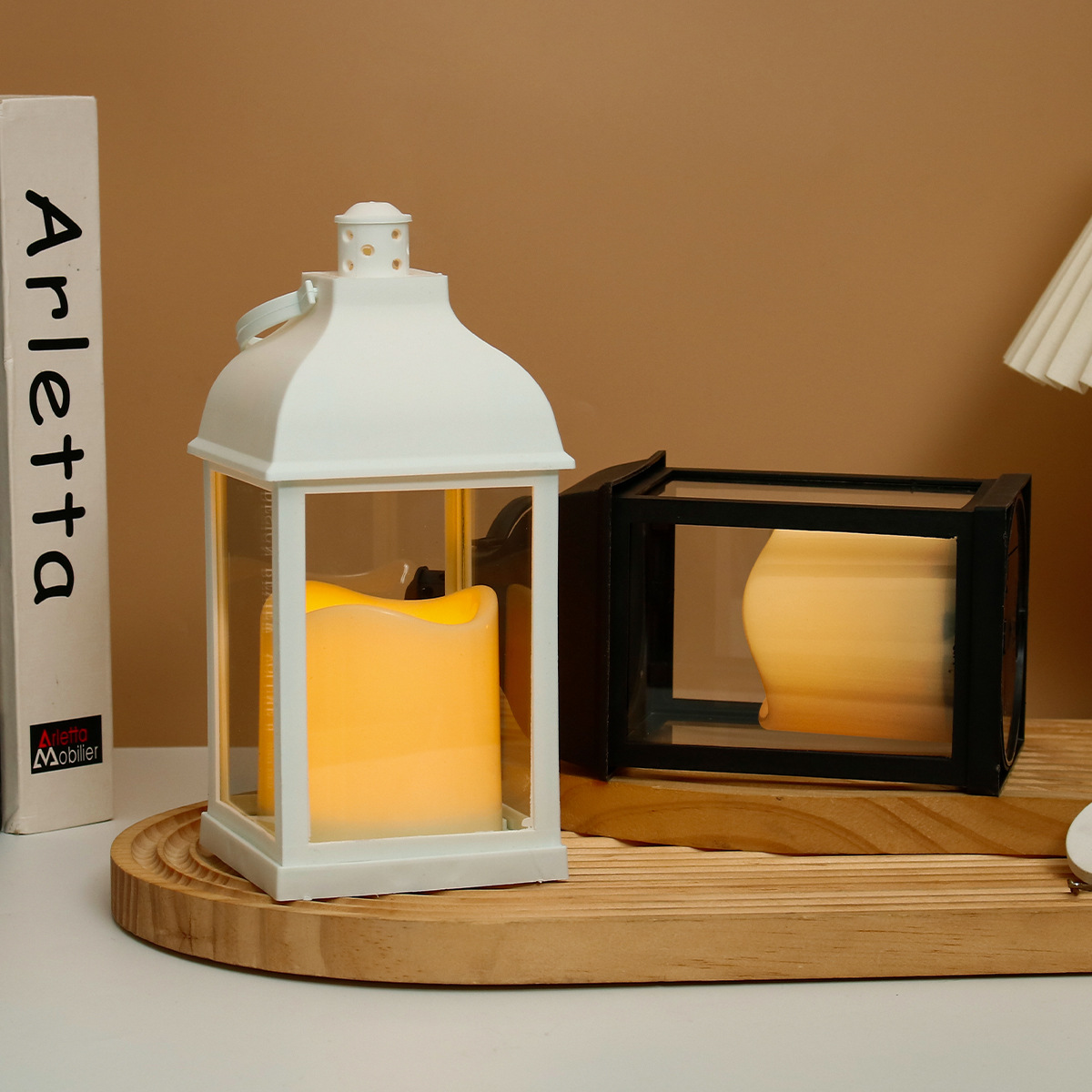 LED lantern with electronic candle