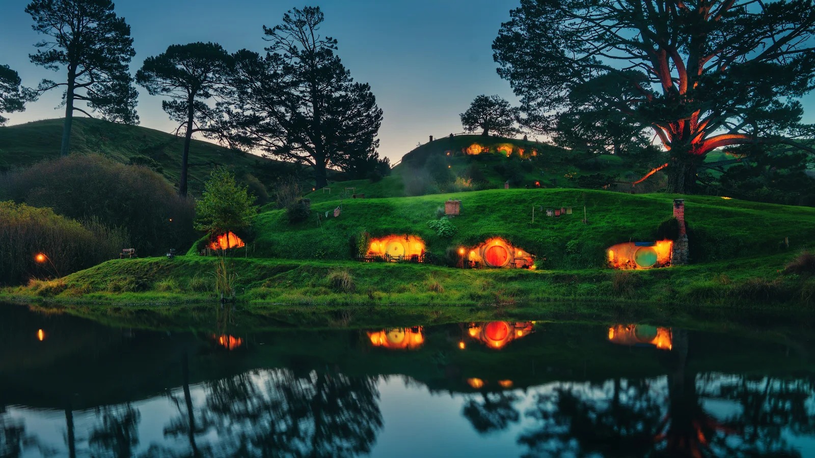 Hobbiton, Shire, Fantasy Landscape, Reflection 4K Wallpaper Background (3840x2160)