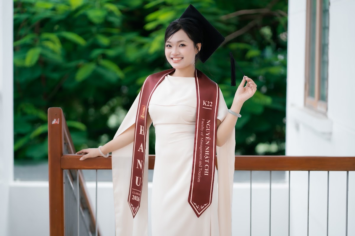 Kỷ niệm tốt nghiệp DSC09253