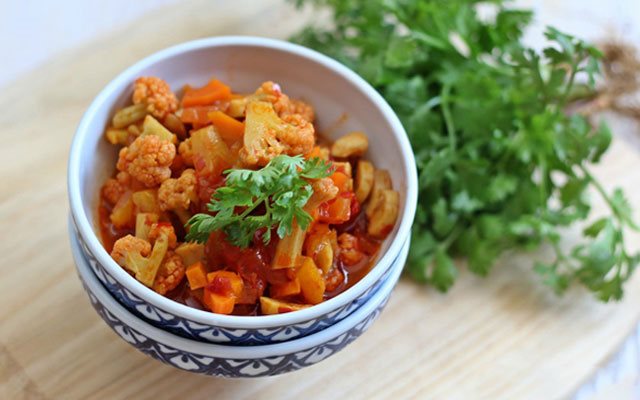 Rau Củ Sốt Cay